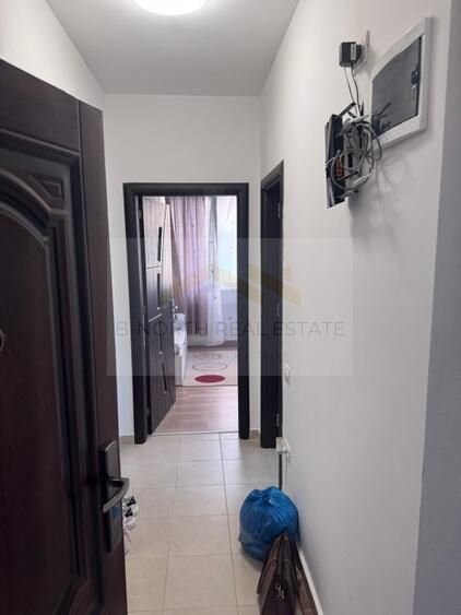 Garsoniera de inchiriat in bloc nou, etaj 1, cu loc de parcare